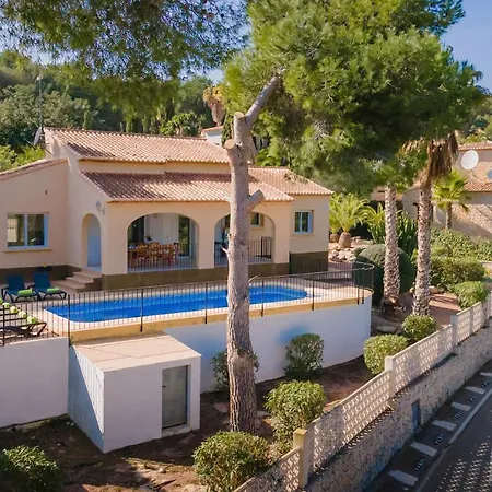 3384 Astret Villa